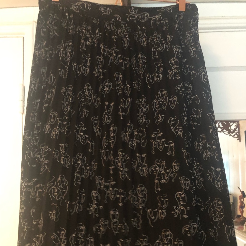 Pleated Midi Skirt